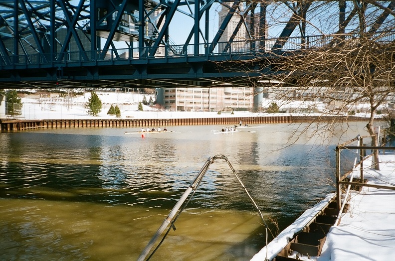 Men_s Varsity 4 Race1.jpg